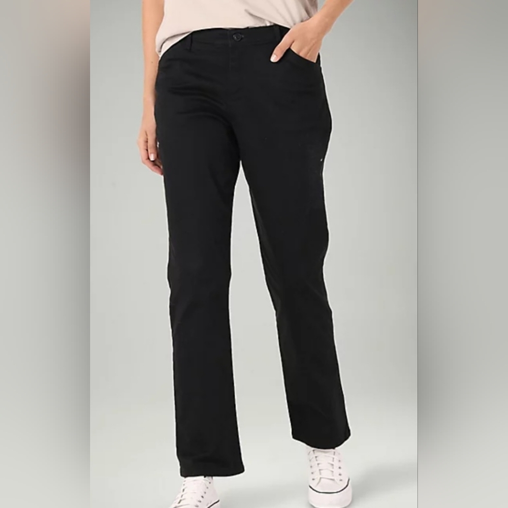 NWT Lee Relaxed Fit All Day Pant  18M